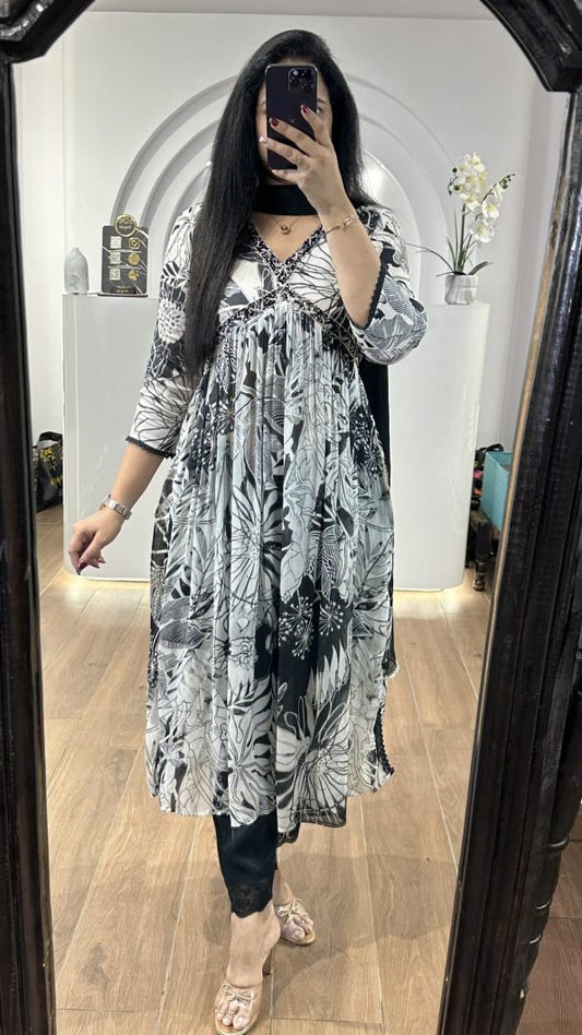 Ameena Black Embroidered Suit - Manali422